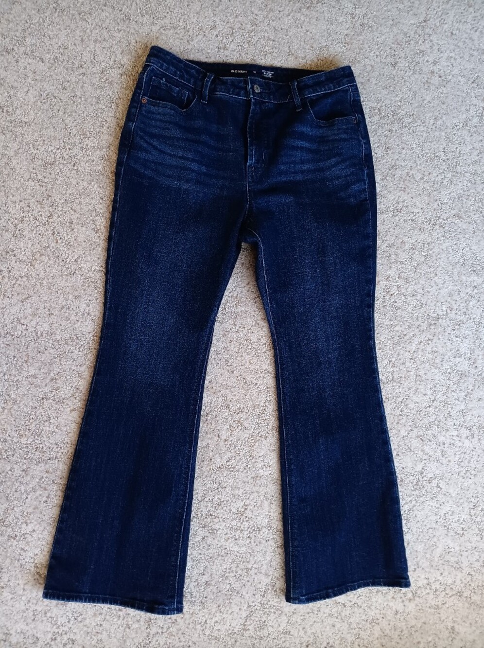 Old Navy Women's Straight Leg Jeans in Dark Indigo